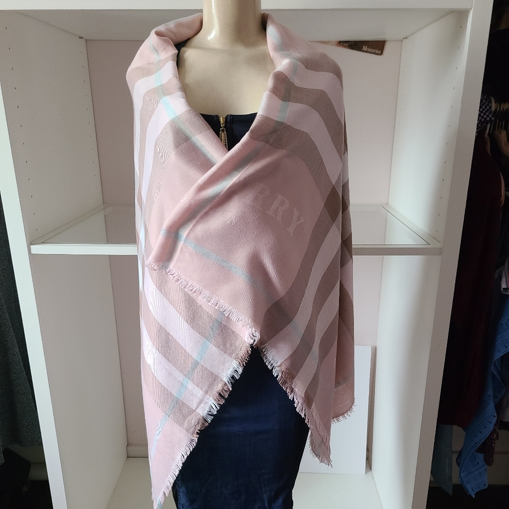 Burberry London wool silk giant wrap - Picture 1 of 14
